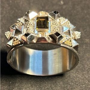 Swarovski Heavy Silver Spiked Hinged Bracelet w/crystals. Good condition in sz M